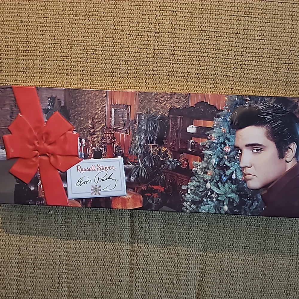 2003 Russell Stover Elvis Holiday  Tin